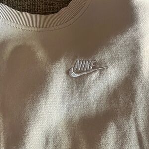 Kids large Nike sweater, cute for fall ! #activeweather #fall #cute